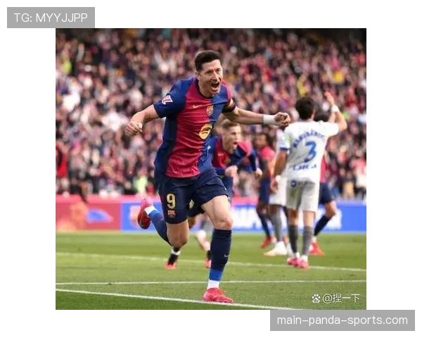 西甲射手榜姆巴佩领先 阿尔瓦雷斯与莱万紧随其后