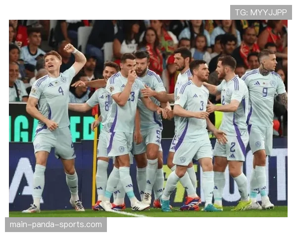 尼斯拉博德与莫菲高快组合 进攻端效率惊人但创造力单一